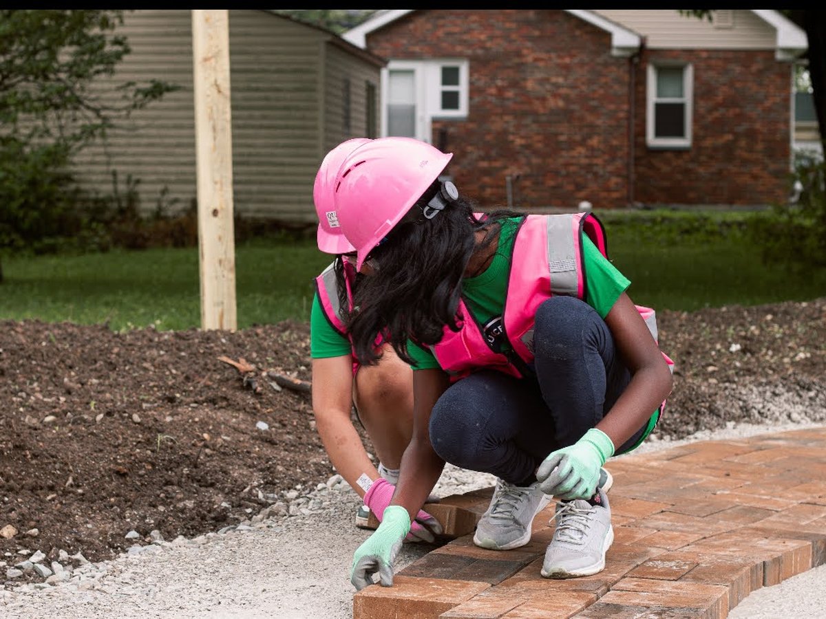 Girls Construction Camp